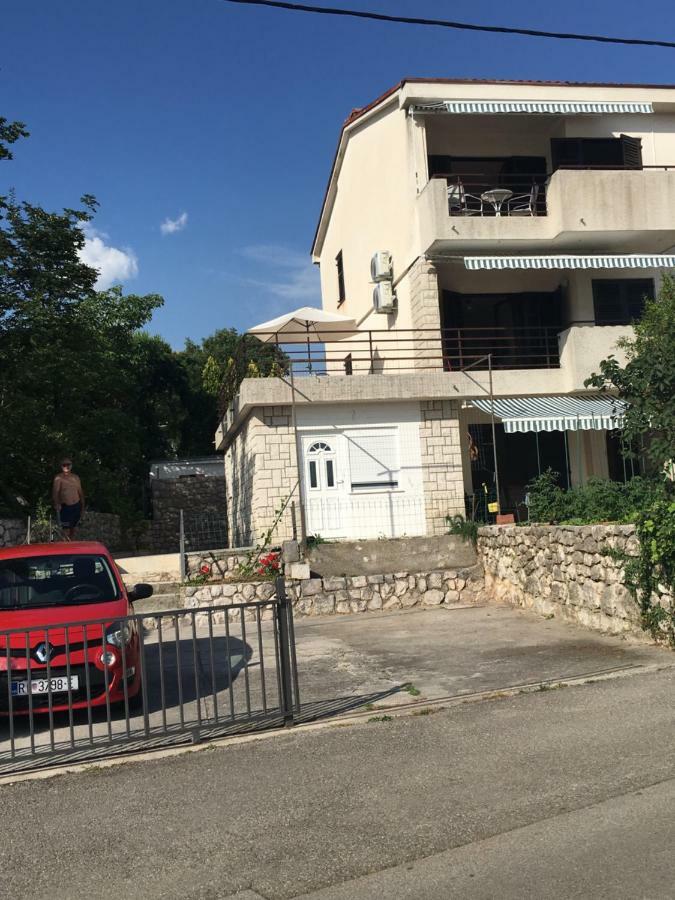 Apartments Ferguson Ядраново Екстериор снимка